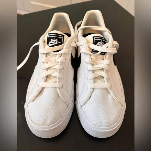 Nike Court Royale AC Canvas Shoe - Picture 6 of 10